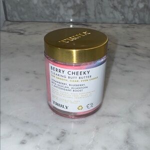 TRULY Berry Cheeky Clearing Butt Butter NWT 2 FL OZ